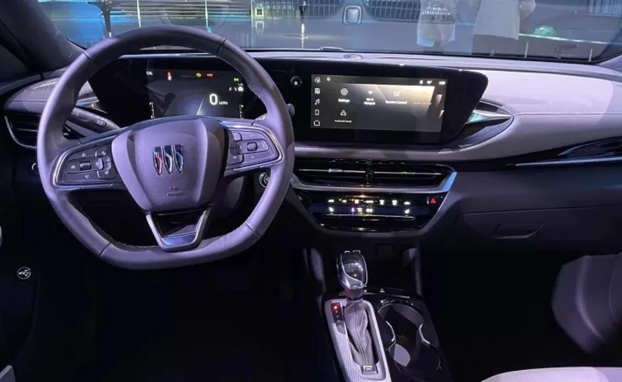 Upcoming 2024 Buick Envista: Pricing & Specs 3 2024 Buick Envista Interior