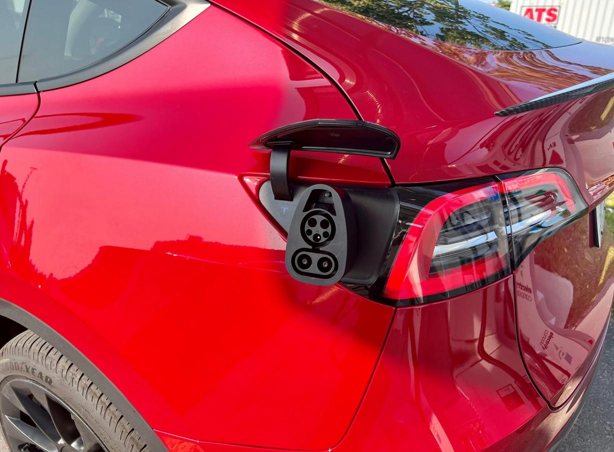 2024 Tesla model Y charger port images