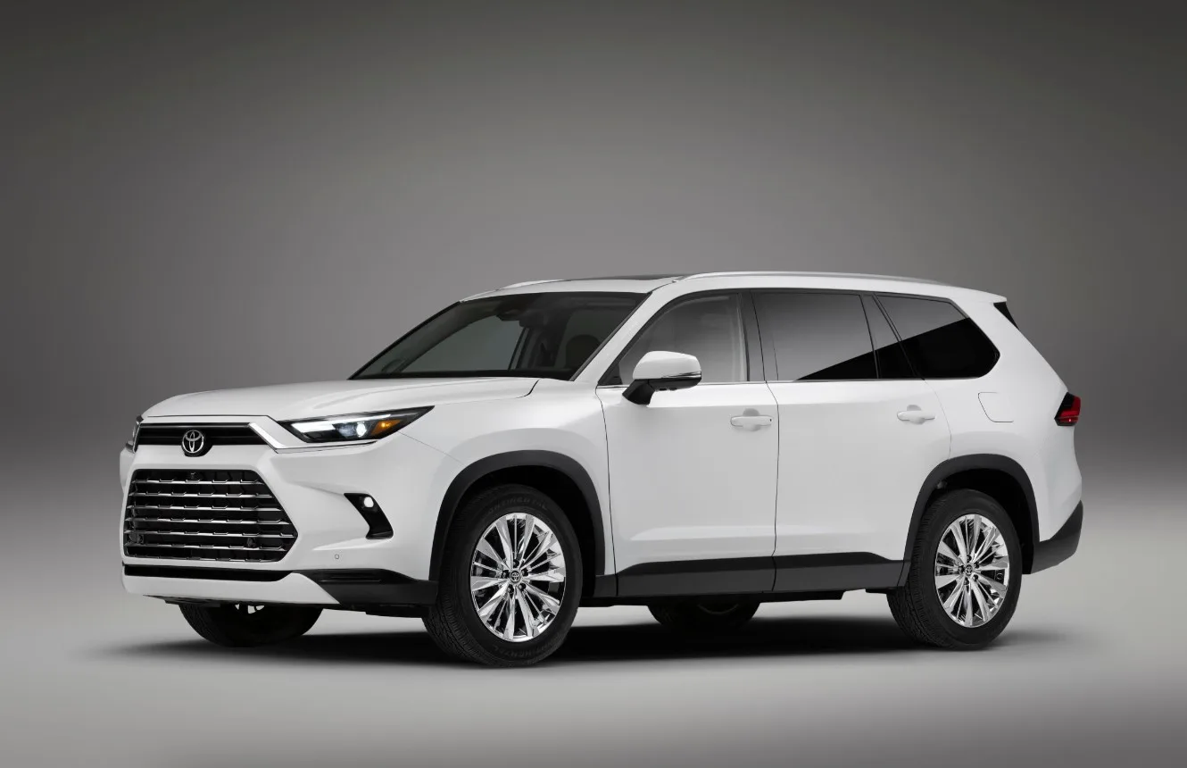 2024 Toyota Grand Highlander Interior Specs and Engine Perforamnce 5 2024 Toyota Grand Highlander