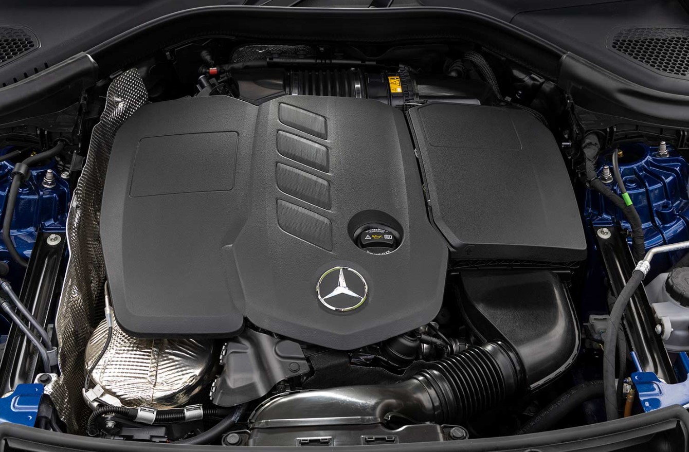 2024 Mercedes Benz C-300 Engine