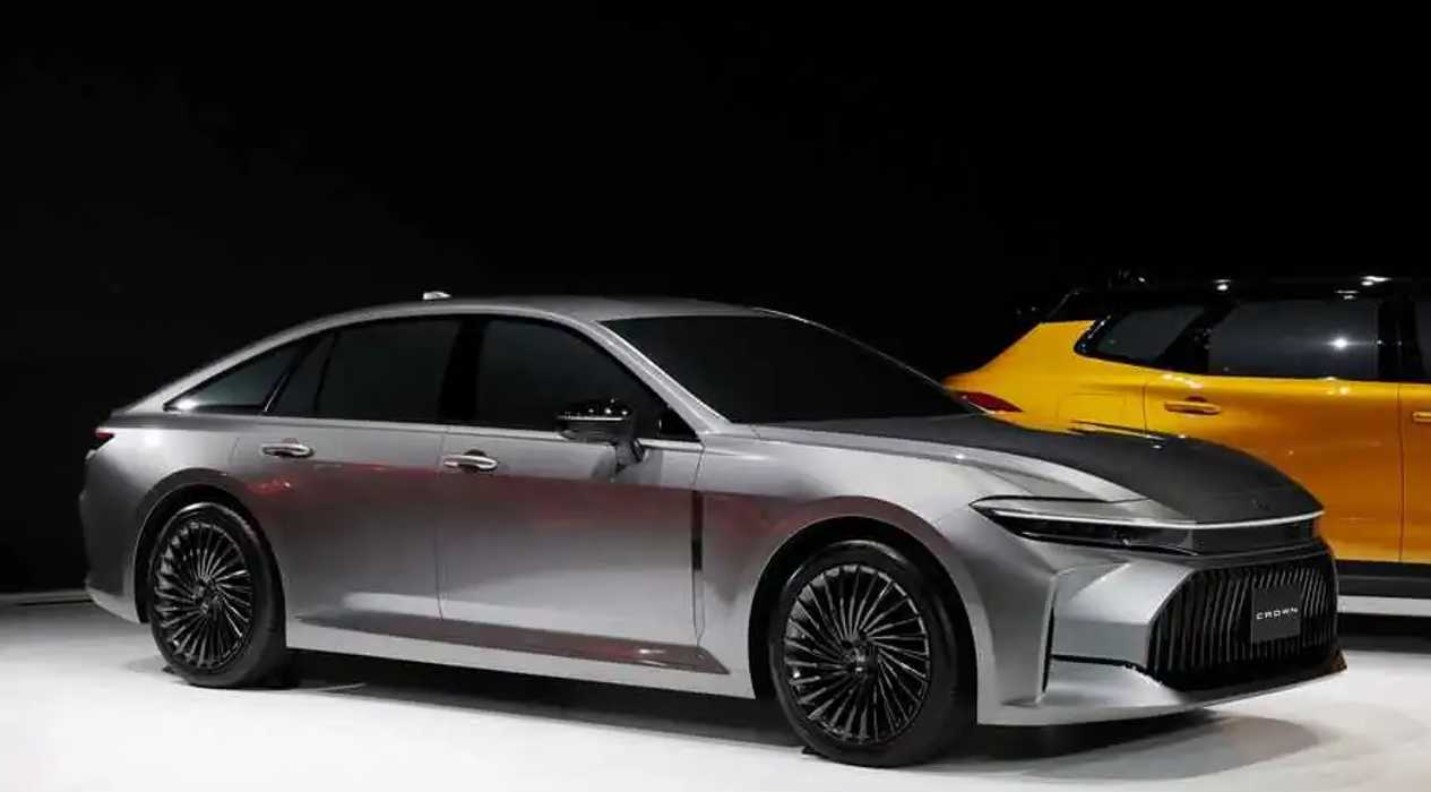 2024 Toyota crown Special Edition 