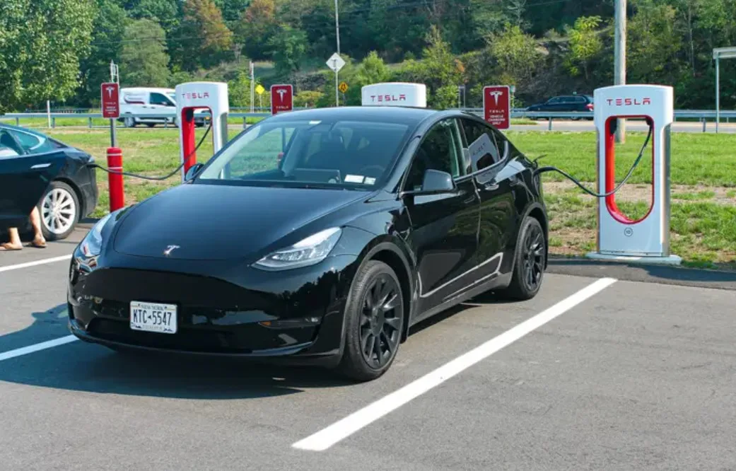 Tesla model Y Accessories You Must have in 2024 3 Tesla Model Y